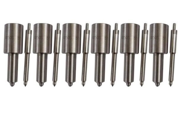 DLLA150S781 Injector Nozzle for Mercedes Benz LS1929 LS1934 O370 O371 OM355/6 x6