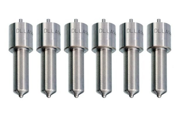 DLLA144P510 0433171366 Fuel Injector Nozzle for RENAULT Kerax Premium 385 400 x6